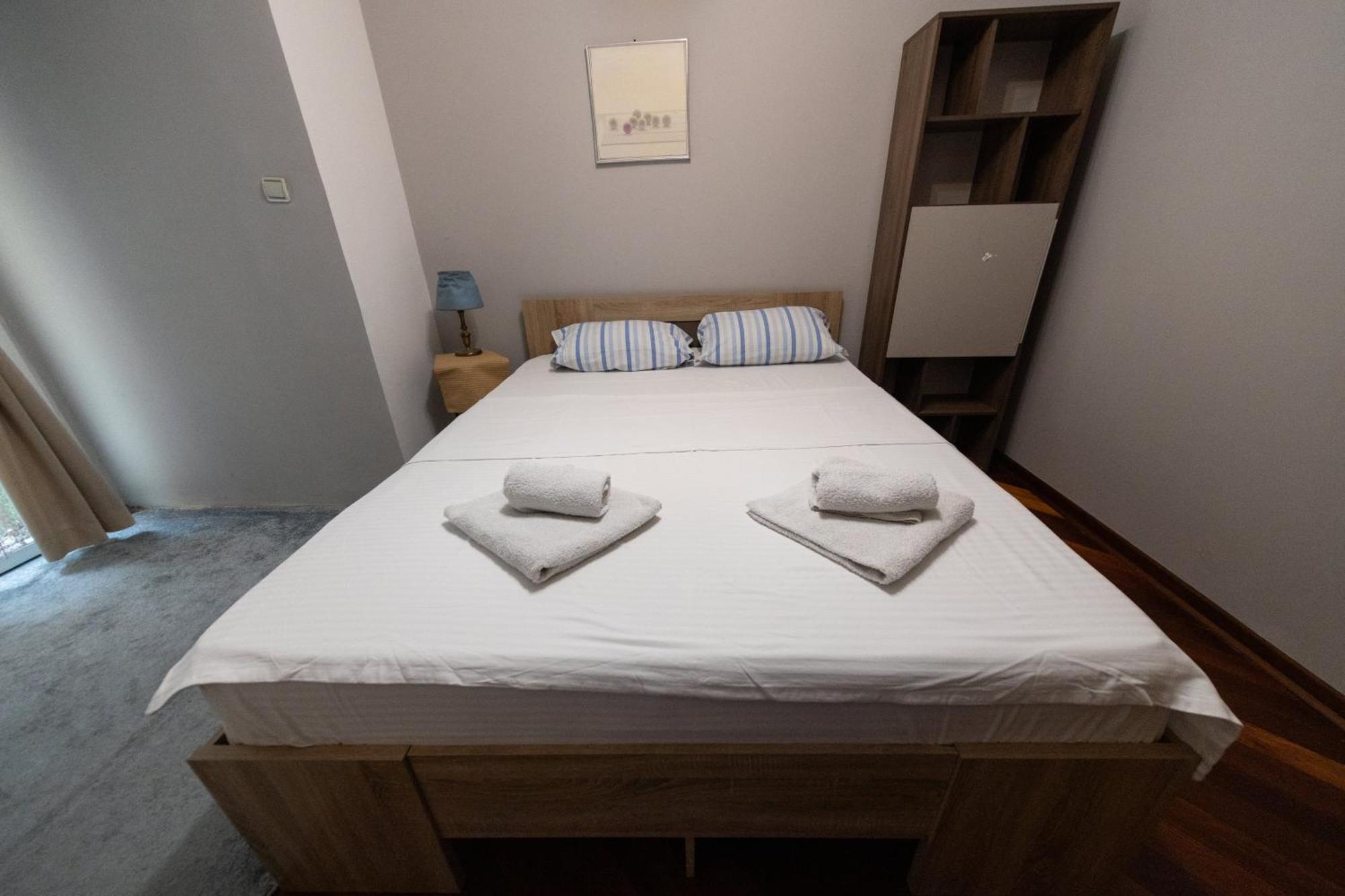 Lux Place Apartments Downtown Kragujevac Eksteriør billede